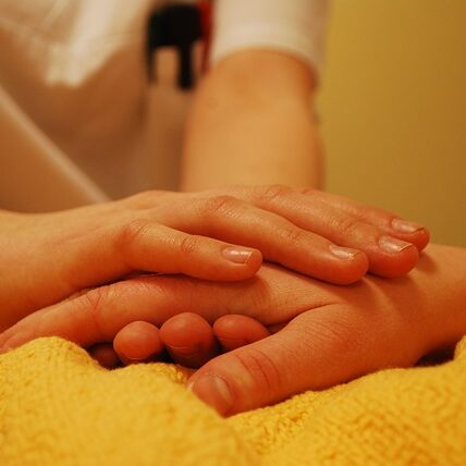 pflege24.expert alles aus einer Hand